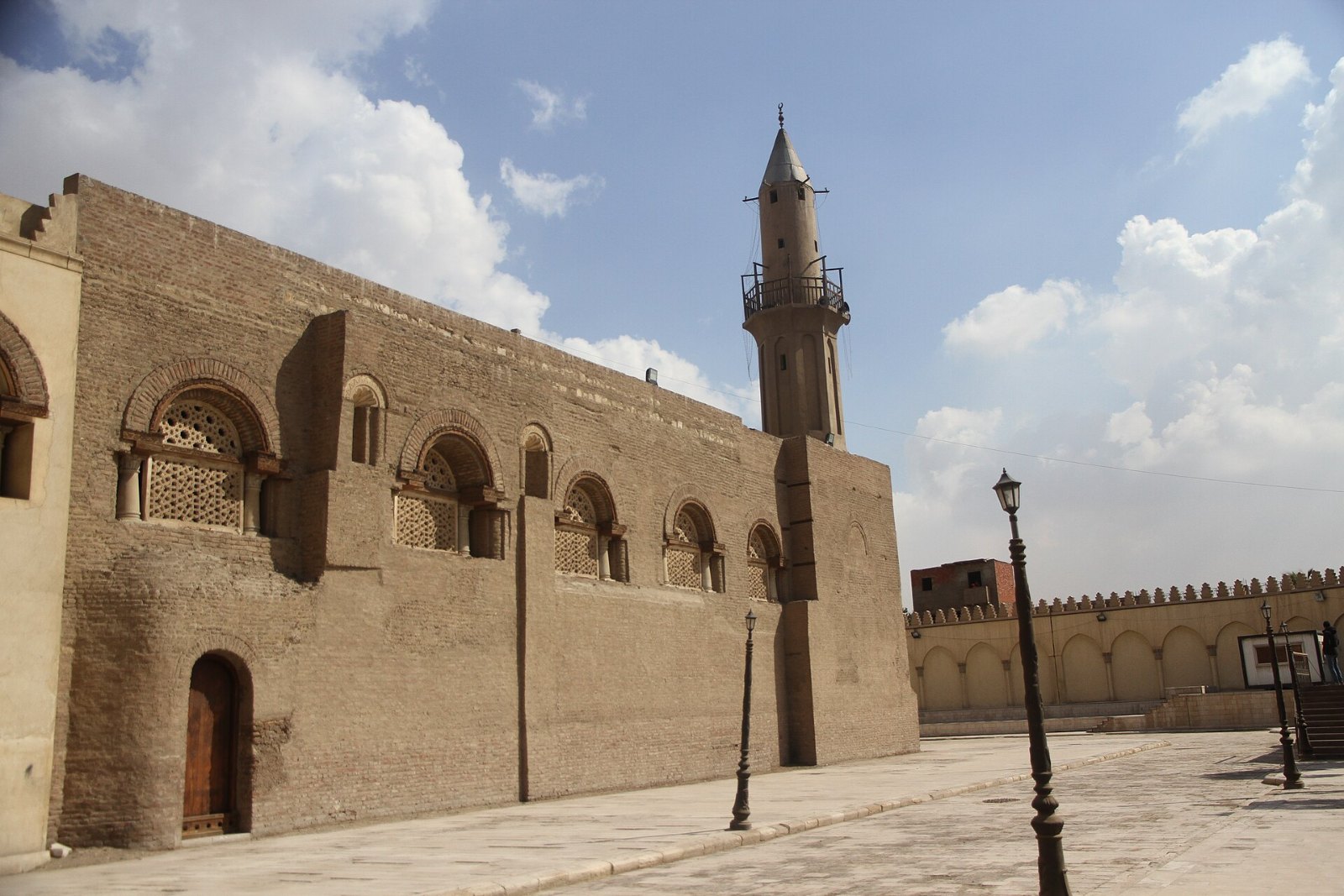 جامع عمرو بن العاص من الداخل