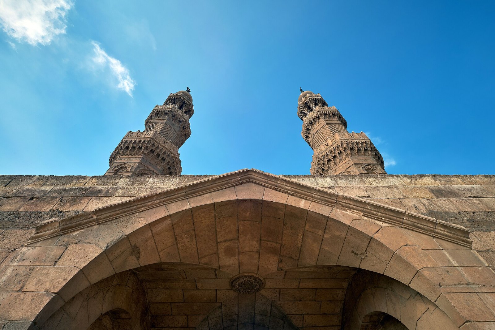 مشهد من باب زويلة