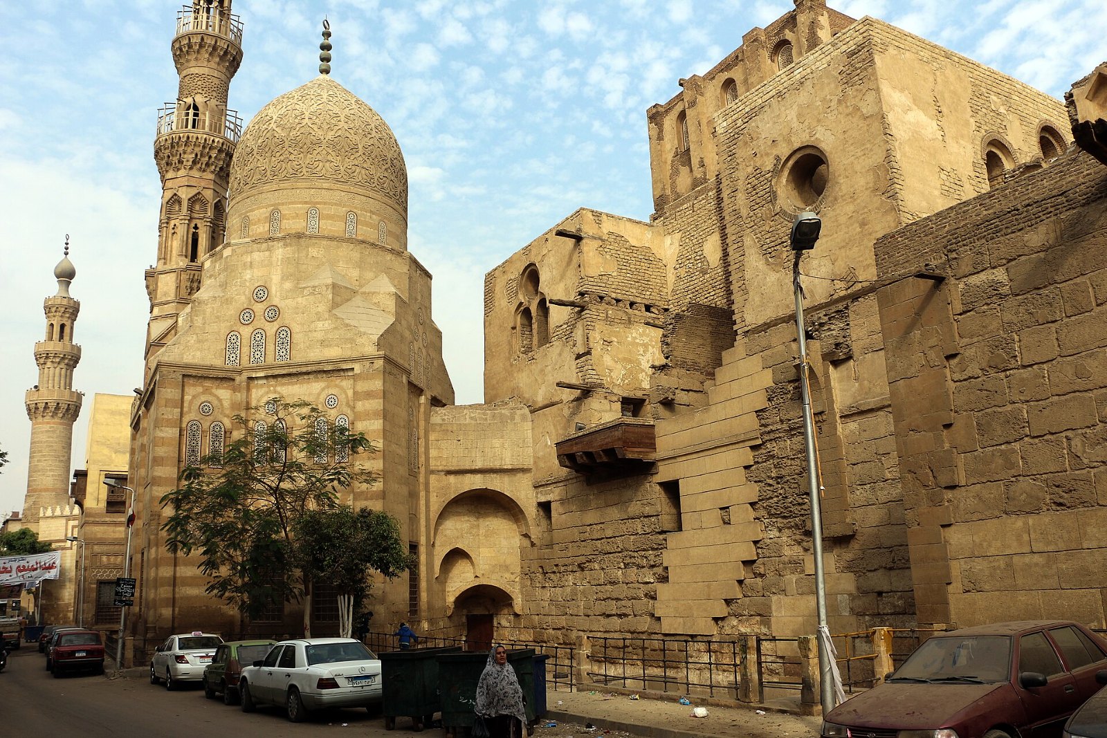 مجموعة الأمير خاير بك، صورة مرجعية من ويكيميديا كومنز