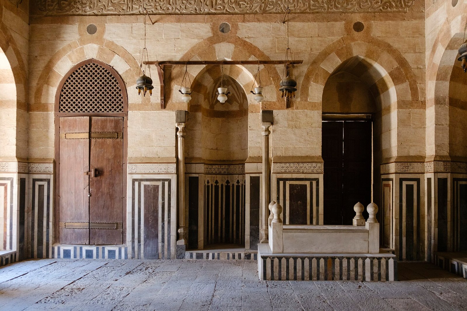 مشهد من مجموعة الأمير خاير بك