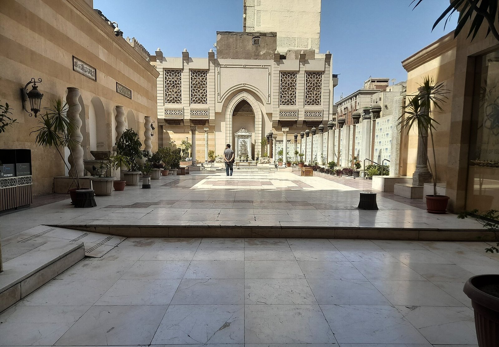 داخل متحف الفن الإسلامي بالقاهرة