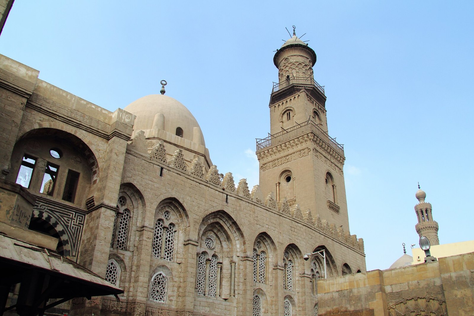 مشهد من مجموعة السلطان قلاوون